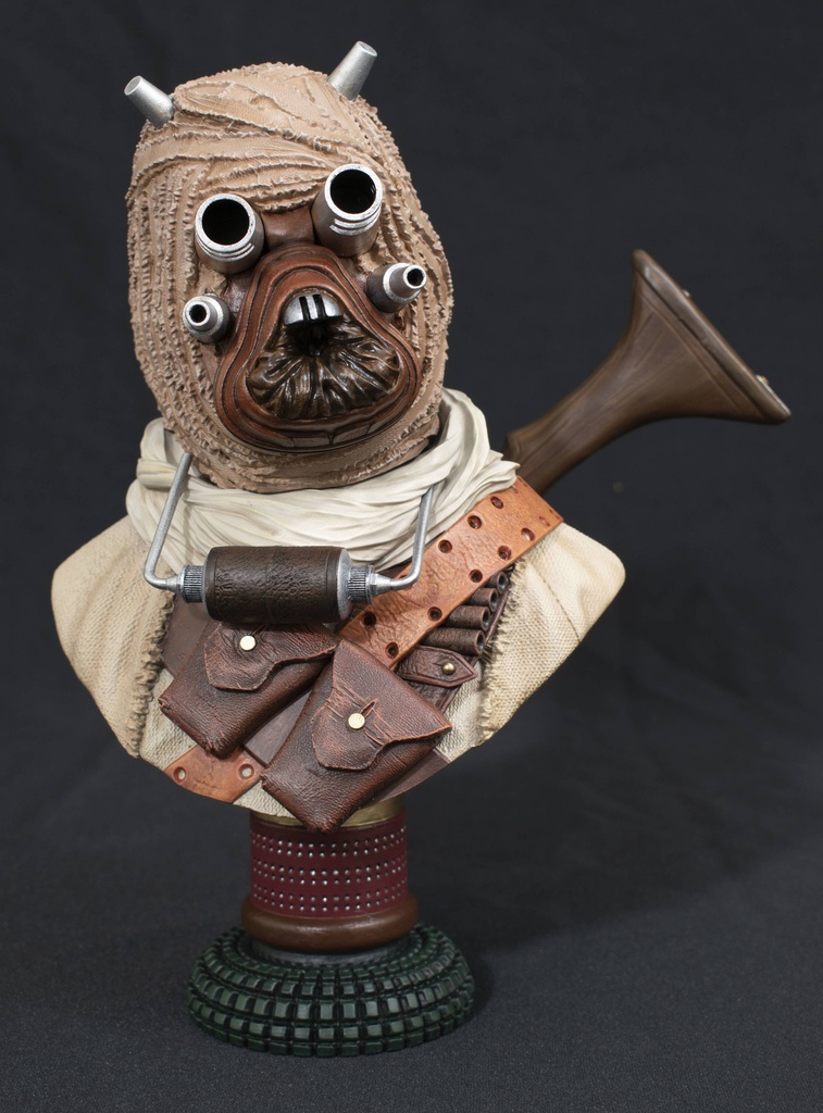 STAR WARS - LEGENDS IN 3D - A NEW HOPE - TUSKEN RAIDER 1/2 SCALE BUST