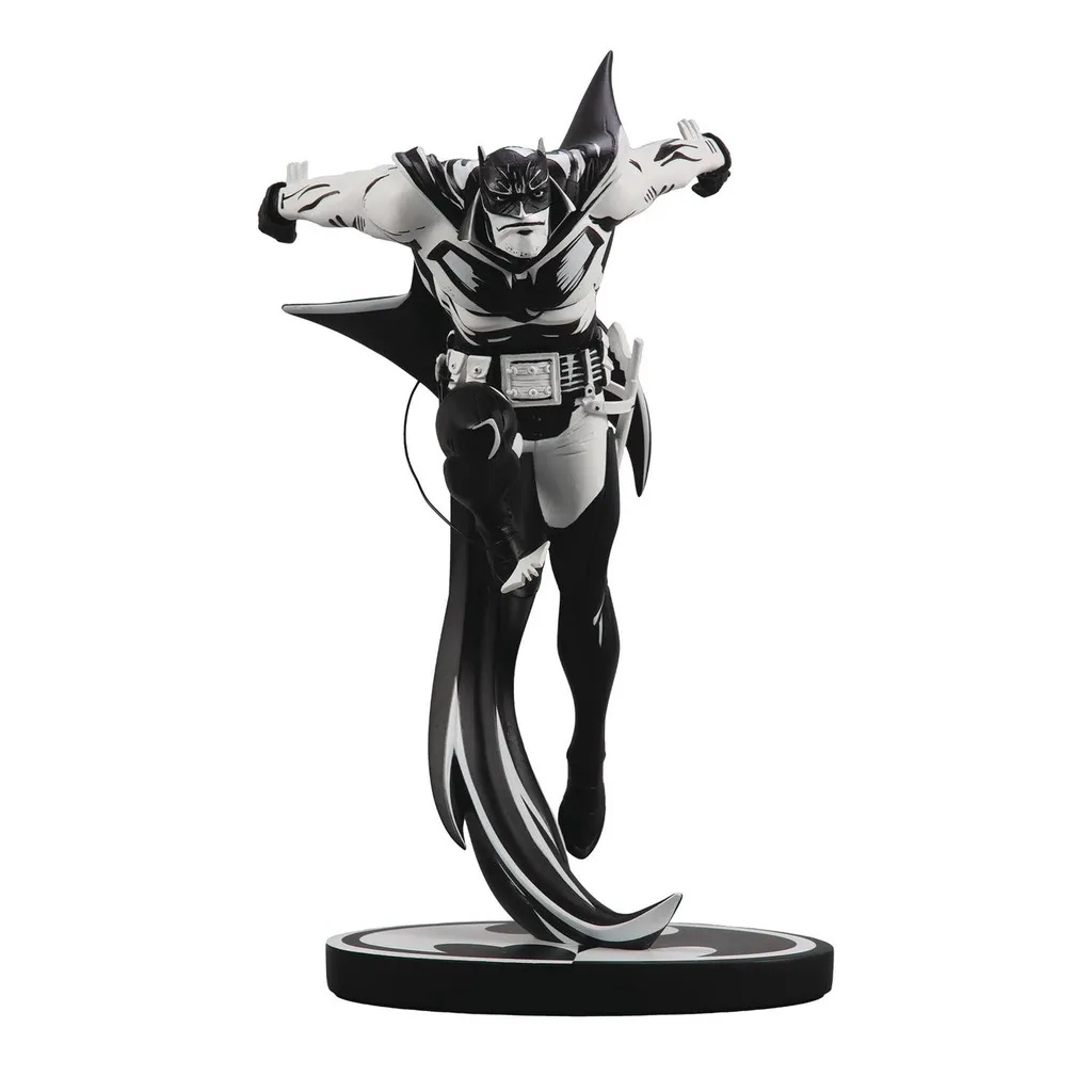BATMAN DC DIRECT BATMAN B&W BY SEAN MURPHY SKETCH  STATUE