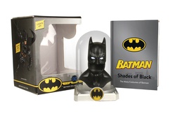 [9780762464395] BATMAN DELUXE COWL & ILLUS BOOK KIT