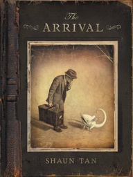 [9780439895309] THE ARRIVAL