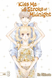 [9781632366733] KISS ME AT STROKE OF MIDNIGHT 8